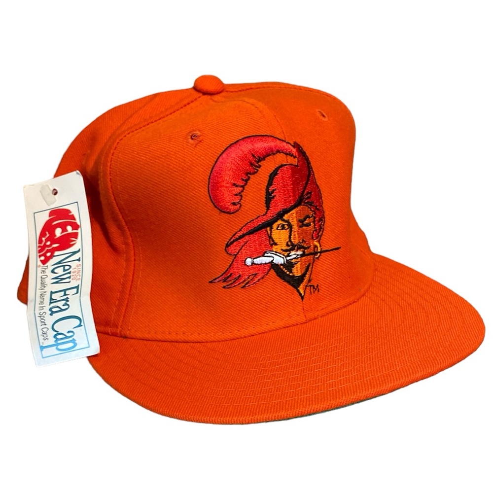 Vintage new dead stock new era 59/50 pro model Tampa Bay  Buccaneers cap